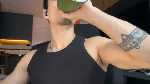 mettew22cm online show from February 1, 7:45 pm