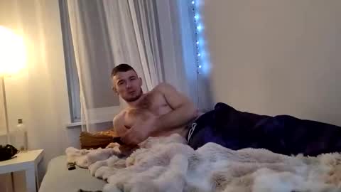 Snapshot of meturbosex chatting on December 17, 7:09 pm meturbosex online show from December 17, 7:09 pm