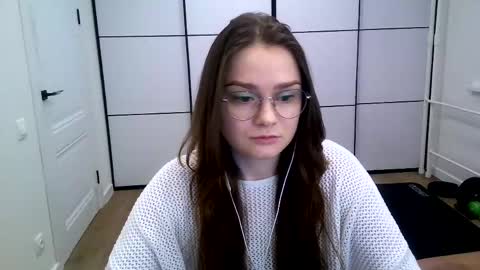 Snapshot of meumn chatting on April 10, 6:12 pm Meumn online show from April 10, 6:12 pm