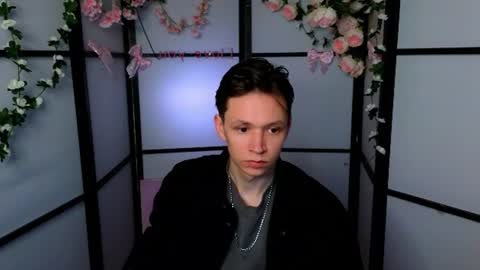 MEVERIK OUSHEN online show from July 2, 8:59 pm