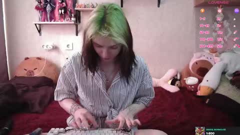 Mavis online show from September 17, 3:30 am