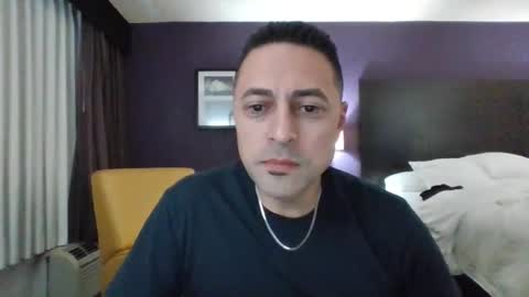 Snapshot of mexirican80 chatting on November 13, 4:22 am The MexiRican online show from November 13, 4:22 am