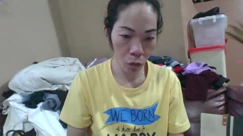 Snapshot of mfccalax33 chatting on January 14, 2:40 am i e h c i R online show from January 14, 2:40 am