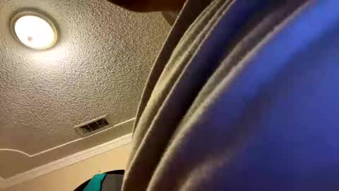 Snapshot of mgjg0812 chatting on October 31, 8:21 pm mgjg0812 online show from October 31, 8:21 pm