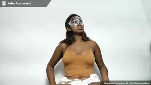 mhalala online show from January 7, 4:09 pm