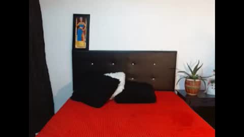 mhia1972 online show from December 23, 1:18 am