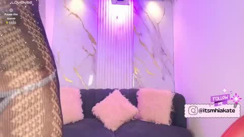 Mhia Kate online show from November 25, 12:05 pm