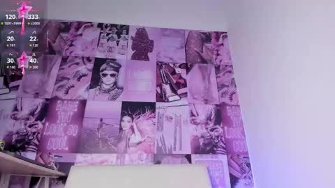 Mia online show from February 5, 6:23 pm