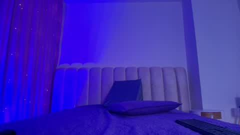 Emi online show from February 2, 7:23 pm