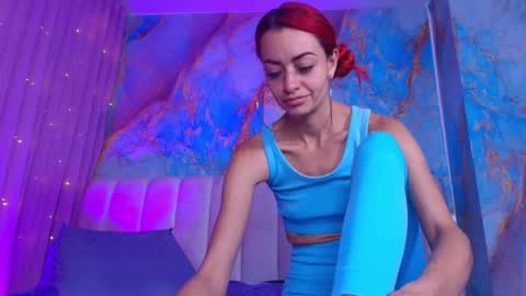 Emi online show from February 11, 7:19 pm