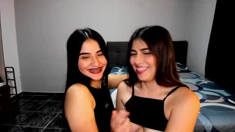 Snapshot of mia_18nice chatting on April 10, 3:23 am mia_18nice online show from April 10, 3:23 am