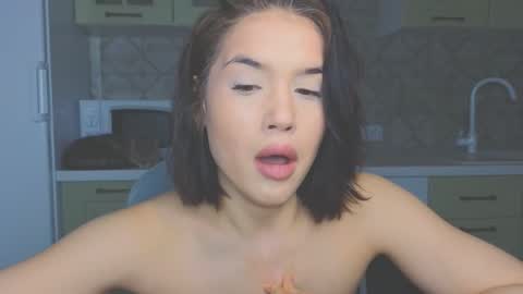 Mia online show from February 25, 2:36 am