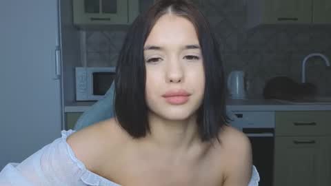 Mia online show from February 27, 12:54 am