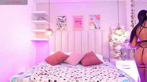 mia__bailey_ online show from March 21, 3:22 am