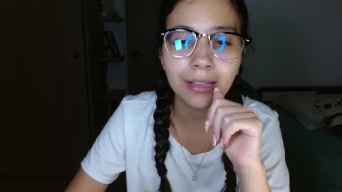 Mia online show from February 4, 4:18 am