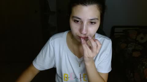 Mia online show from May 1, 5:12 am