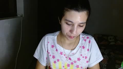 Mia online show from June 5, 4:41 am