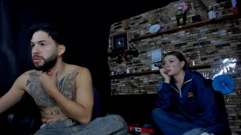 Mia and vincentt model indepent online show from March 19, 3:10 am