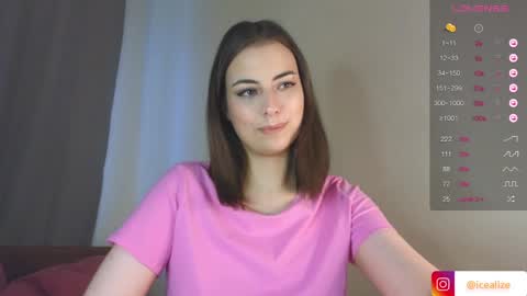 Snapshot of mia_angel_xx chatting on January 15, 6:54 am Mia  online show from January 15, 6:54 am