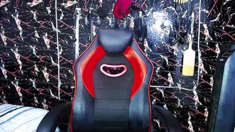 mia Independent model Thanks to everyone for your support online show from November 15, 10:15 pm