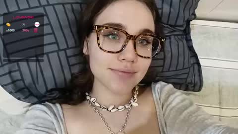 mia_boone online show from December 4, 6:11 am