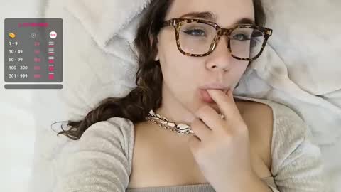 mia_boone online show from December 31, 4:57 pm