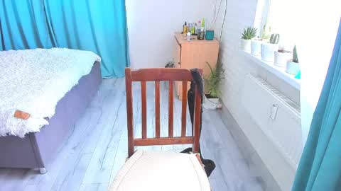 Mia6969 online show from June 6, 12:43 pm