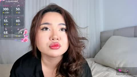 mia_carmin online show from April 12, 10:48 pm