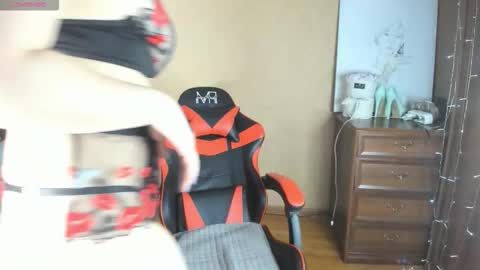 Ami online show from December 4, 9:29 am