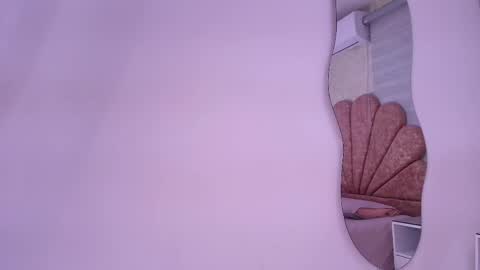 Mia  online show from April 10, 4:17 am