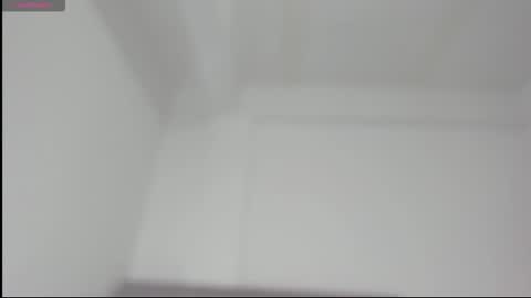 Snapshot of mia_cute25 chatting on February 5, 11:59 am online show from February 5, 11:59 am