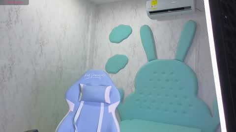 Snapshot of mia_cuttee chatting on September 28, 3:12 am Mia Cuttee online show from September 28, 3:12 am