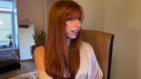 Snapshot of mia_daddysgirl chatting on October 17, 7:55 am Daddys Girl online show from October 17, 7:55 am