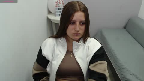 Mia online show from January 27, 12:58 pm