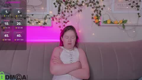 Mia online show from September 26, 2:48 am