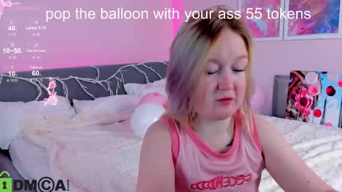 Mia online show from October 8, 6:00 am