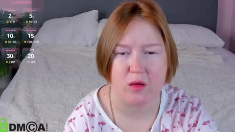 Mia online show from November 19, 3:06 am