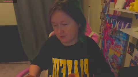 Mia online show from July 18, 3:00 am
