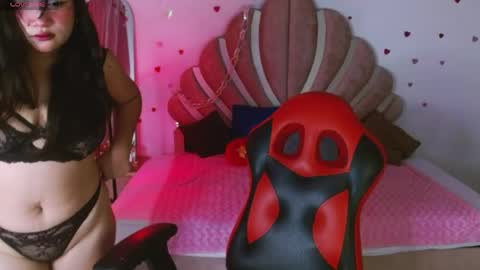 Snapshot of mia_fox666 chatting on April 27, 1:14 am mia online show from April 27, 1:14 am