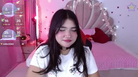 Snapshot of mia_fox666 chatting on May 30, 3:14 am mia online show from May 30, 3:14 am