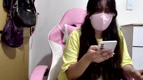 mia_foxxii online show from June 7, 1:32 am