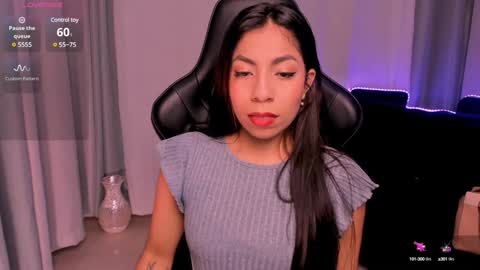 Mia online show from January 19, 11:56 am