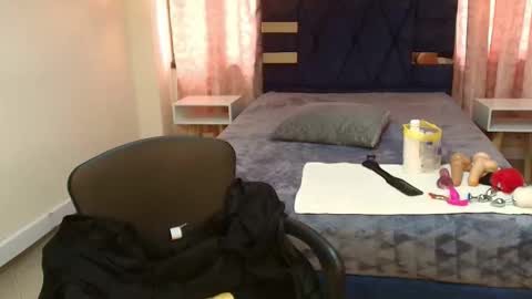  MIA HOLLY  online show from October 18, 7:47 pm