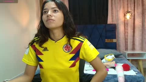  MIA HOLLY  online show from October 19, 7:53 am