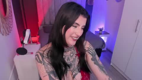 Val  online show from April 17, 9:07 pm