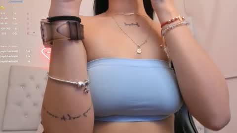    online show from January 9, 6:15 pm