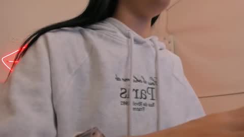    online show from February 7, 12:17 pm