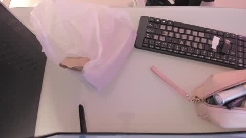    online show from September 27, 12:10 pm