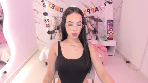    online show from October 31, 1:01 pm