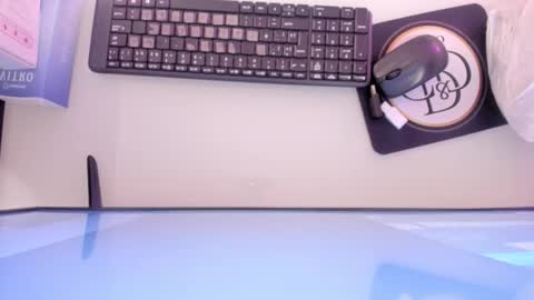    online show from November 15, 12:13 pm